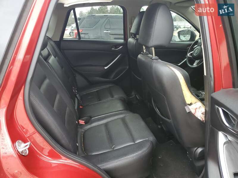 Внедорожник / Кроссовер Mazda CX-5 2016 в Харькове