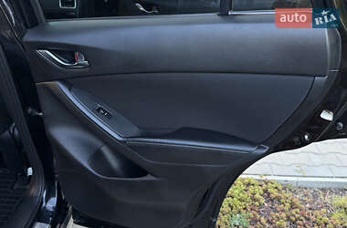 Внедорожник / Кроссовер Mazda CX-5 2017 в 