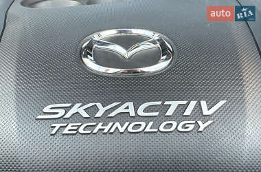 Внедорожник / Кроссовер Mazda CX-5 2017 в 
