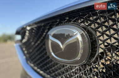 Внедорожник / Кроссовер Mazda CX-5 2017 в 