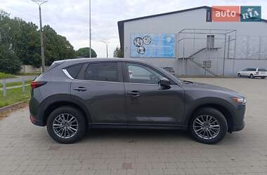 Внедорожник / Кроссовер Mazda CX-5 2017 в 