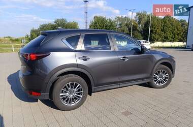 Внедорожник / Кроссовер Mazda CX-5 2017 в 