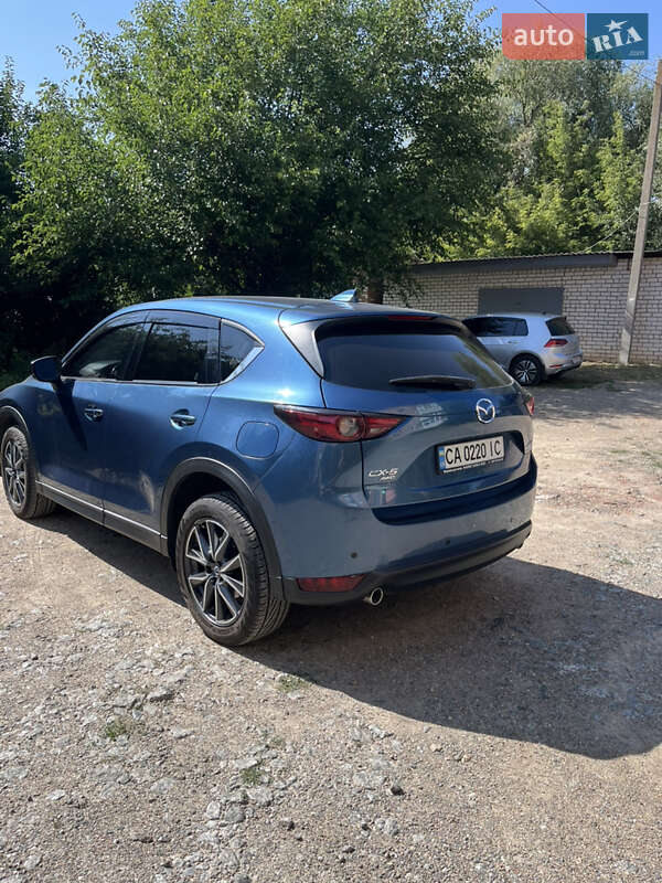 Внедорожник / Кроссовер Mazda CX-5 2017 в Шполе
