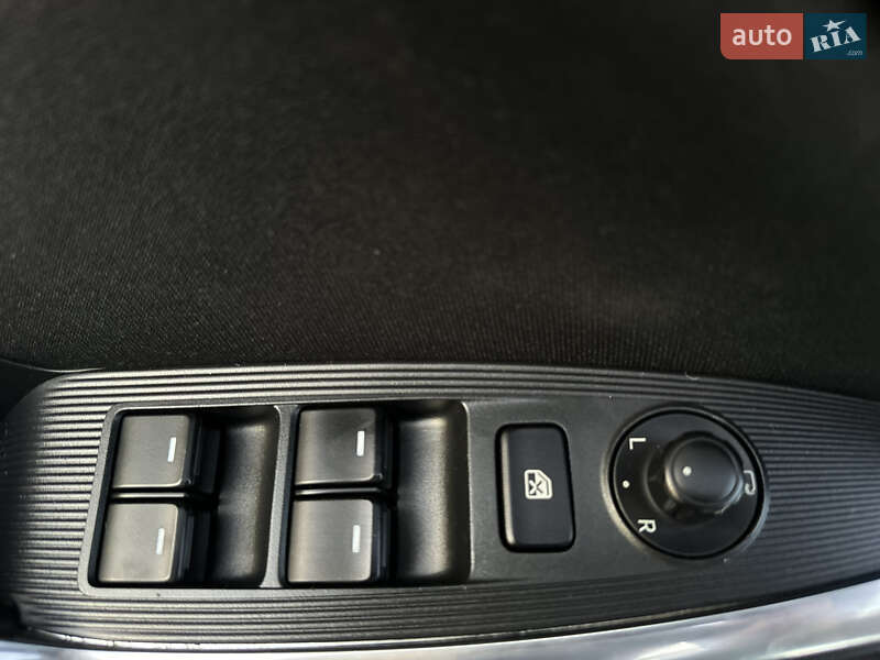 Внедорожник / Кроссовер Mazda CX-5 2013 в Берегово