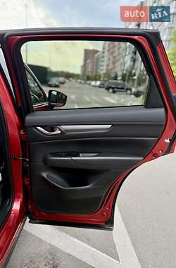 Внедорожник / Кроссовер Mazda CX-5 2024 в 