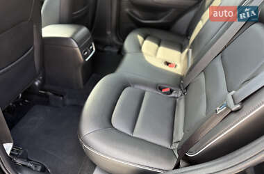 Внедорожник / Кроссовер Mazda CX-5 2023 в 