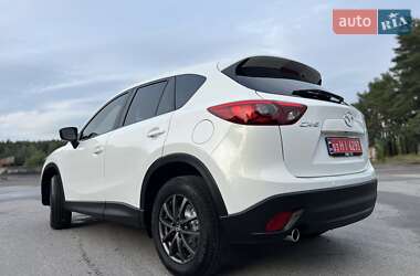 Позашляховик / Кросовер Mazda CX-5 2015 в 