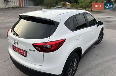 Позашляховик / Кросовер Mazda CX-5 2015 в 