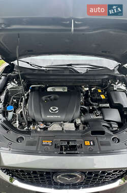 Внедорожник / Кроссовер Mazda CX-5 2024 в 
