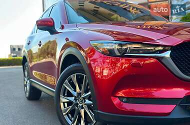 Внедорожник / Кроссовер Mazda CX-5 2019 в 