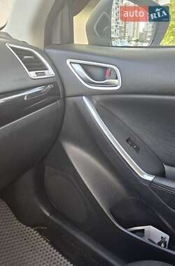 Внедорожник / Кроссовер Mazda CX-5 2013 в 