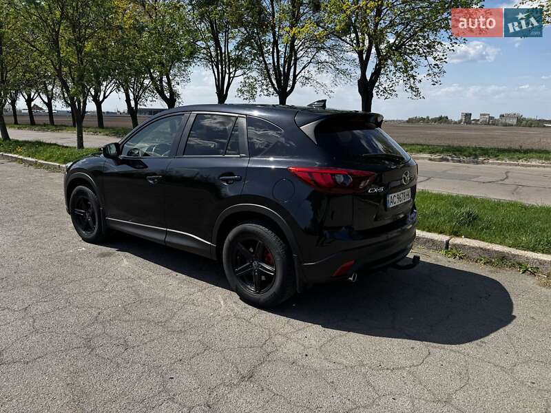 Позашляховик / Кросовер Mazda CX-5 2015 в Володимирі