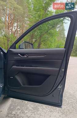 Позашляховик / Кросовер Mazda CX-5 2024 в 