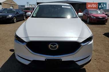 Внедорожник / Кроссовер Mazda CX-5 2017 в 
