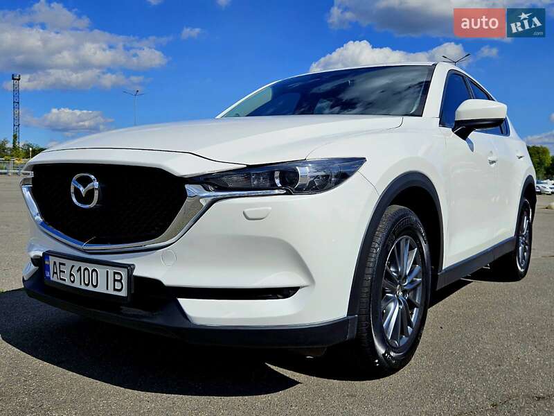Внедорожник / Кроссовер Mazda CX-5 2017 в 