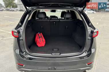 Позашляховик / Кросовер Mazda CX-5 2022 в 