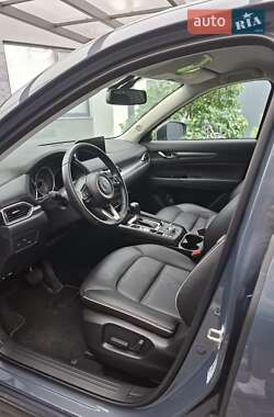 Внедорожник / Кроссовер Mazda CX-5 2023 в 