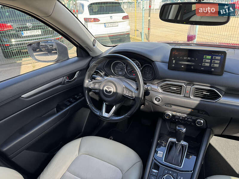 Позашляховик / Кросовер Mazda CX-5 2017 в Києві