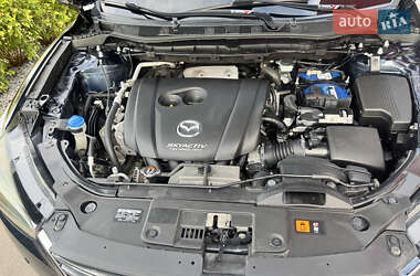 Внедорожник / Кроссовер Mazda CX-5 2015 в 