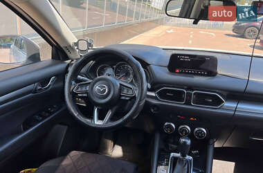 Позашляховик / Кросовер Mazda CX-5 2019 в 