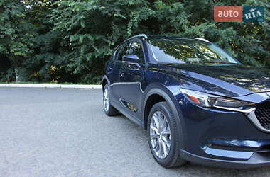 Позашляховик / Кросовер Mazda CX-5 2021 в 