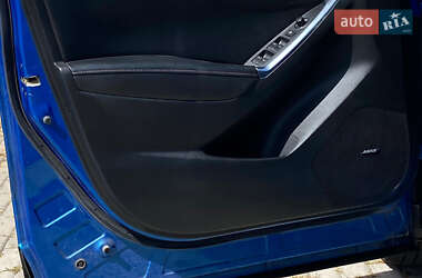 Позашляховик / Кросовер Mazda CX-5 2012 в 