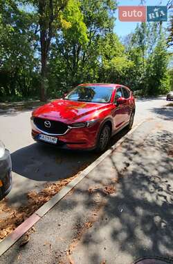 Внедорожник / Кроссовер Mazda CX-5 2017 в Киеве