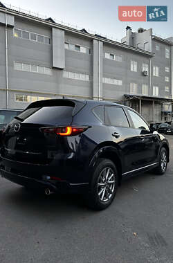 Позашляховик / Кросовер Mazda CX-5 2024 в 