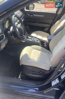 Позашляховик / Кросовер Mazda CX-5 2020 в 