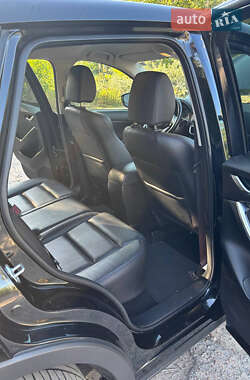 Позашляховик / Кросовер Mazda CX-5 2015 в 