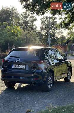 Позашляховик / Кросовер Mazda CX-5 2024 в 