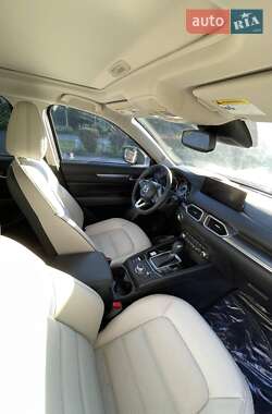 Позашляховик / Кросовер Mazda CX-5 2024 в 