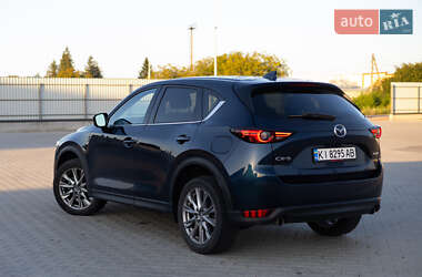 Позашляховик / Кросовер Mazda CX-5 2020 в 