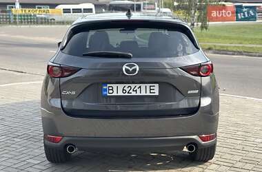 Внедорожник / Кроссовер Mazda CX-5 2018 в 
