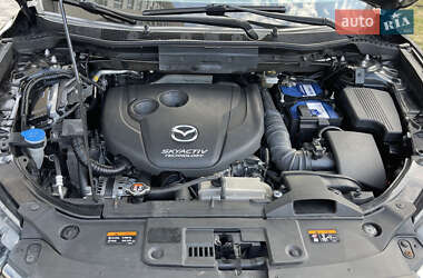 Позашляховик / Кросовер Mazda CX-5 2016 в 