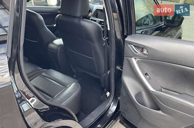 Позашляховик / Кросовер Mazda CX-5 2016 в 