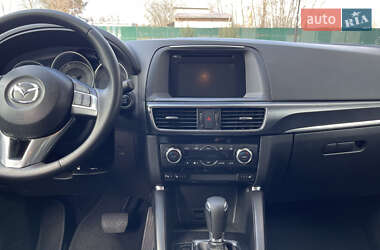 Позашляховик / Кросовер Mazda CX-5 2016 в 