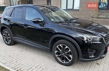 Позашляховик / Кросовер Mazda CX-5 2016 в 