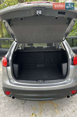 Позашляховик / Кросовер Mazda CX-5 2013 в 
