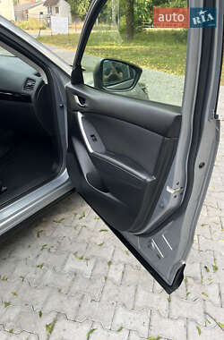 Позашляховик / Кросовер Mazda CX-5 2013 в 
