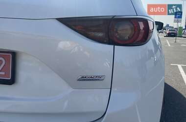 Позашляховик / Кросовер Mazda CX-5 2019 в 