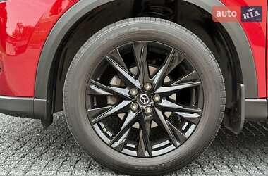 Позашляховик / Кросовер Mazda CX-5 2020 в 
