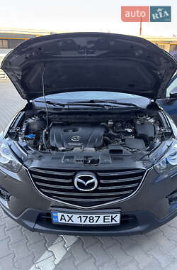 Внедорожник / Кроссовер Mazda CX-5 2015 в 