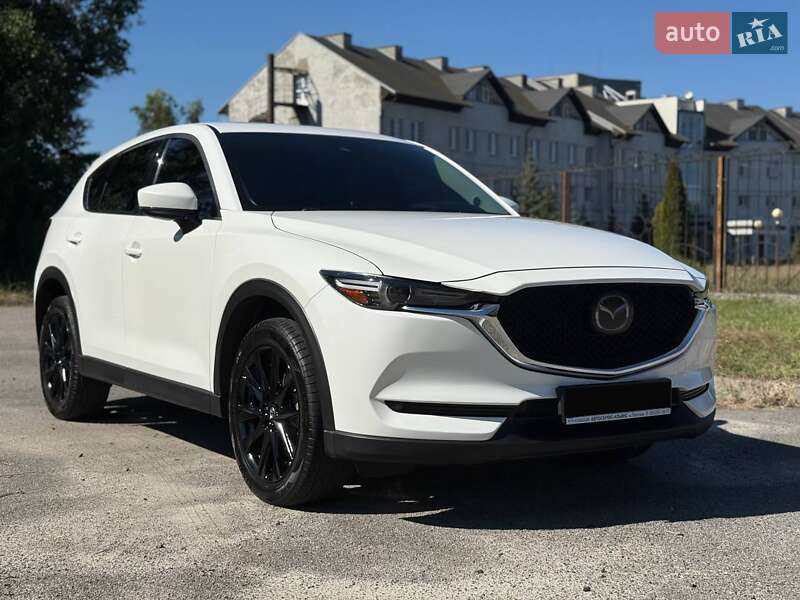 Позашляховик / Кросовер Mazda CX-5 2019 в 