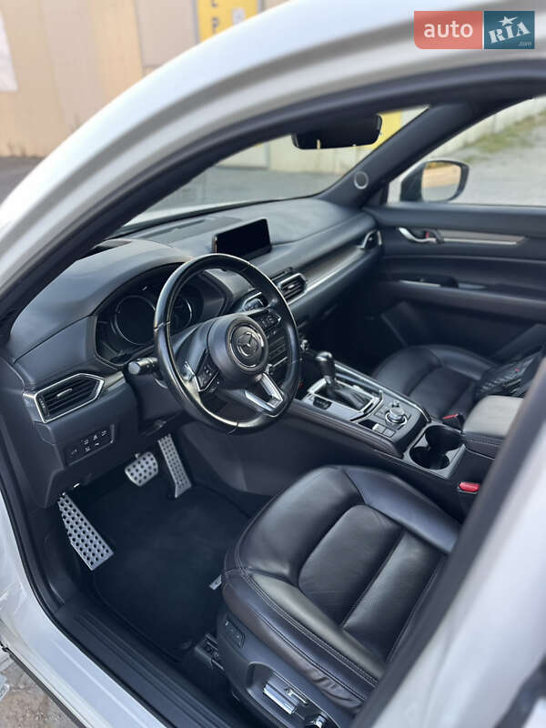 Внедорожник / Кроссовер Mazda CX-5 2019 в Черновцах