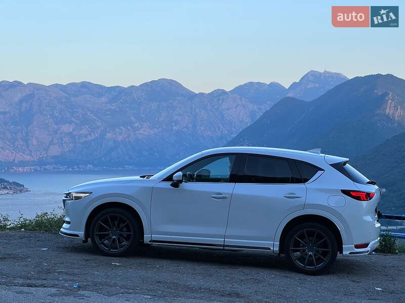 Внедорожник / Кроссовер Mazda CX-5 2019 в Черновцах