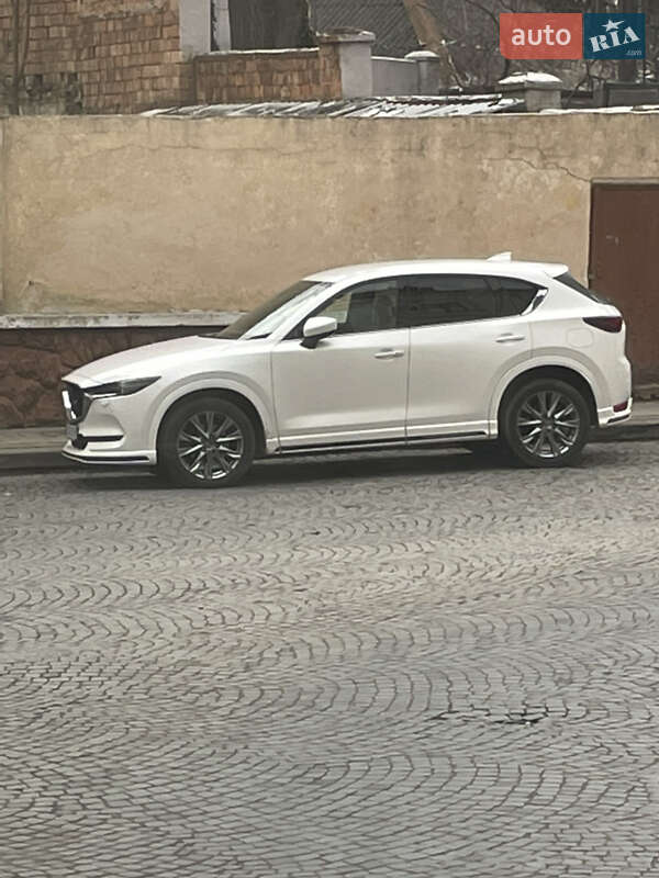 Внедорожник / Кроссовер Mazda CX-5 2019 в Черновцах