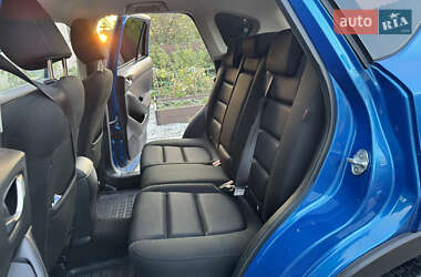 Позашляховик / Кросовер Mazda CX-5 2012 в 