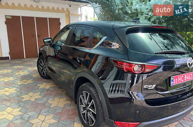 Позашляховик / Кросовер Mazda CX-5 2018 в 