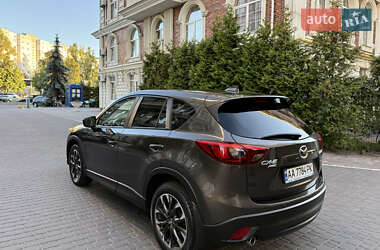 Позашляховик / Кросовер Mazda CX-5 2016 в 